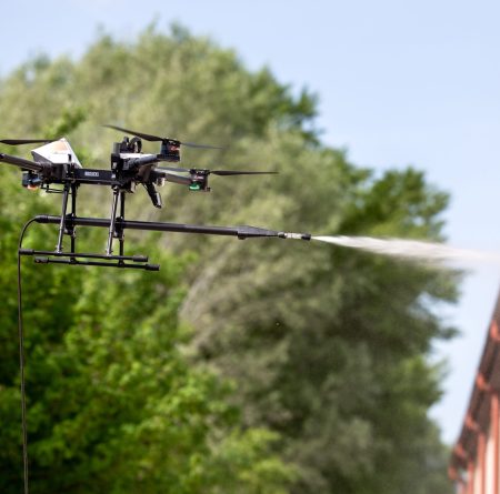 C10 Cleaning drone in action